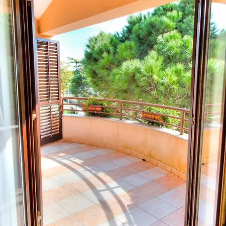 Apartment Josip 2011 Fažana Esterno foto